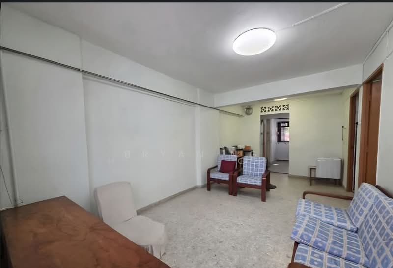 20 Dover Crescent HDB Flat For Sale at S$ 410,000 | PropertyGuru Singapore - Living Room