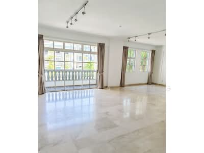 For Rent - La Suisse I