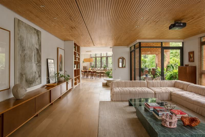 72 Grange Condominium For Sale at S$ 10,500,000 | PropertyGuru Singapore - Living Room