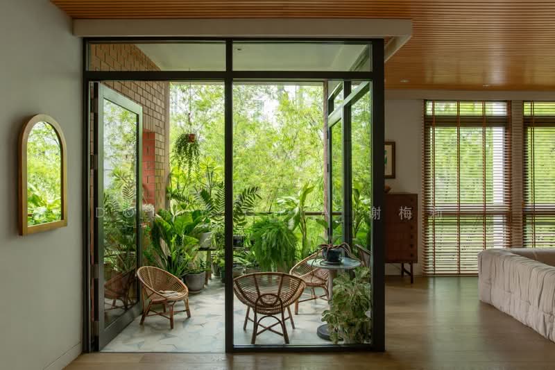 72 Grange Condominium For Sale at S$ 10,500,000 | PropertyGuru Singapore - Balcony