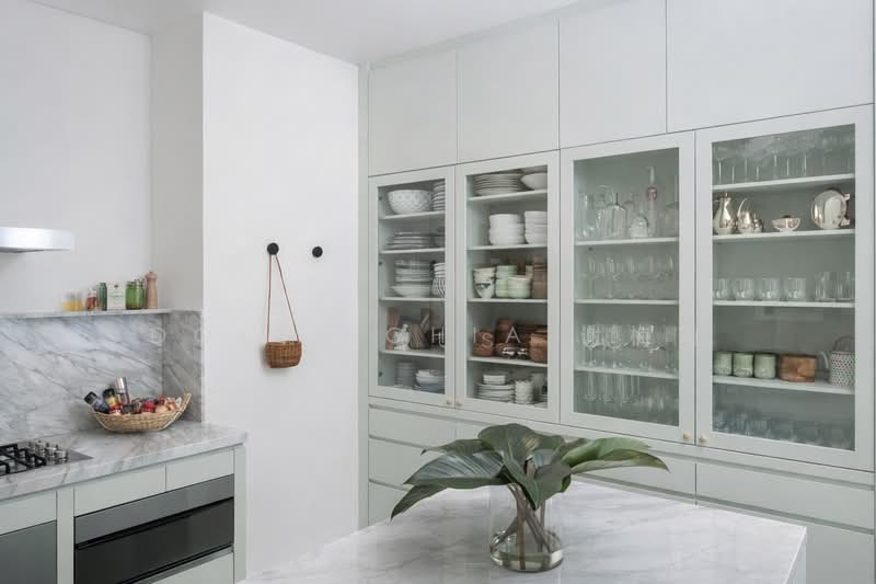 72 Grange Condominium For Sale at S$ 10,500,000 | PropertyGuru Singapore - Kitchen