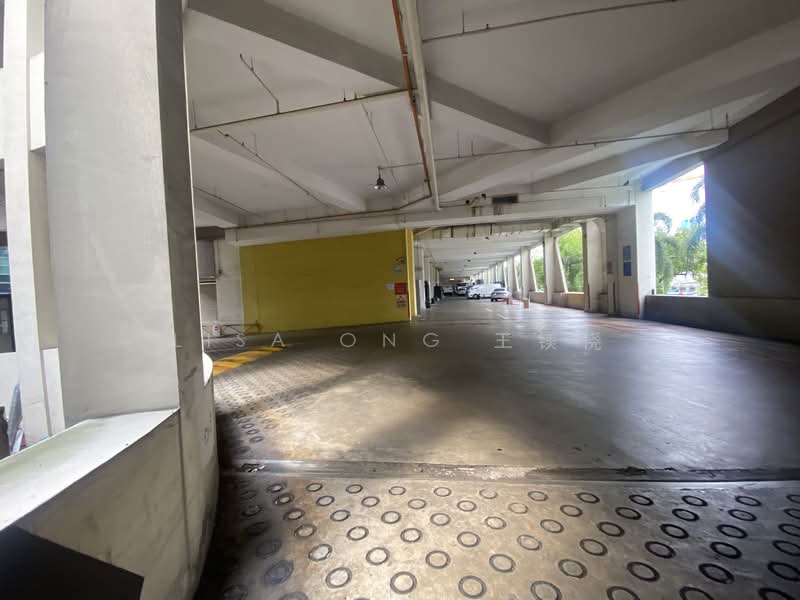 Woodlands Industrial Park E1, 19 Woodlands Industrial Park E1, 3,025 sqft, Factory / Workshop (B2) For Rent, by Lisa Ong 王镁侥, 500090838 - Car Park - CommercialGuru.com.sg