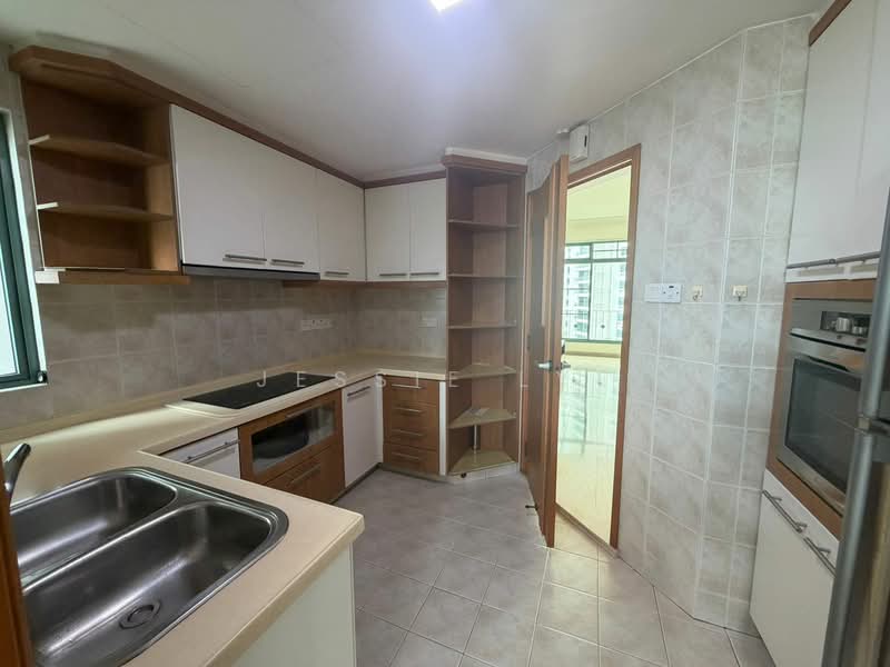 Mutiara View Apartment For Sale at S$ 2,900,000 | PropertyGuru Singapore - Kitchen