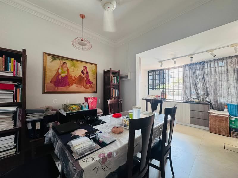 For Sale - 10m Wide Frontage 999yrs Single Storey Corner Terrace Regular Land Plot @Serangoon Garden Estate