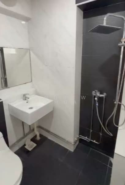 208 Pasir Ris Street 21, 208 Pasir Ris Street 21, 4 Bedrooms, 1,571 sqft, HDB Flat For Rent, by Andrew Chua, 500090855 - Bathroom - PropertyGuru.com.sg