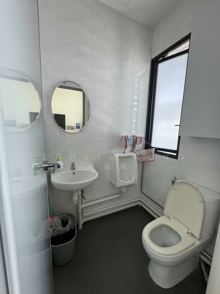 UB. One, 81 Ubi Avenue 4, 1,852 sqft, Light Industrial (B1) For Rent, by Kenneth Kong 康训豪, 500090856 - CommercialGuru.com.sg