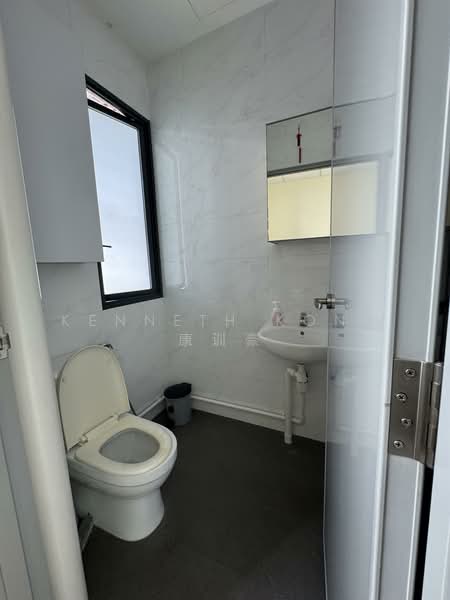UB. One, 81 Ubi Avenue 4, 1,852 sqft, Light Industrial (B1) For Rent, by Kenneth Kong 康训豪, 500090856 - CommercialGuru.com.sg