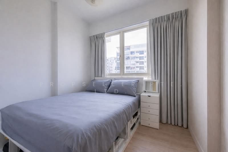 Watercolours Executive Condominium For Sale at S$ 1,180,000 | PropertyGuru Singapore - Bedroom