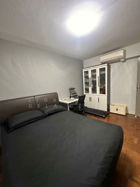 195 Golden Clover, 195 Kim Keat Avenue, 2 Bedrooms, 700 sqft, HDB Flat For Rent, by Ligaya Gay Dela Cerna, 500090880 - Bedroom - PropertyGuru.com.sg
