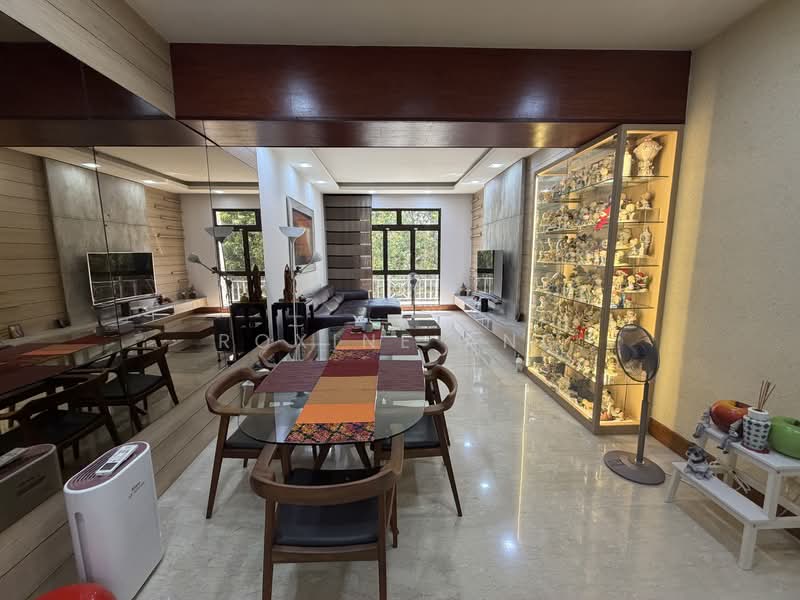 Seletaris Condominium For Sale at S$ 1,900,000 | PropertyGuru Singapore - Living Room