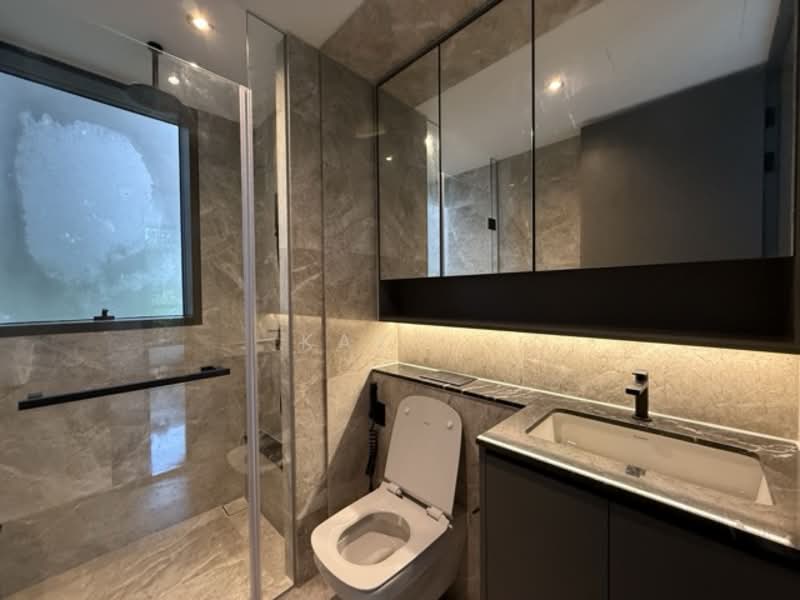 The Landmark, 173 Chin Swee Road, 4 Bedrooms, 1,141 sqft, Condominium For Rent, by Kay. ., 500090886 - Bathroom - PropertyGuru.com.sg