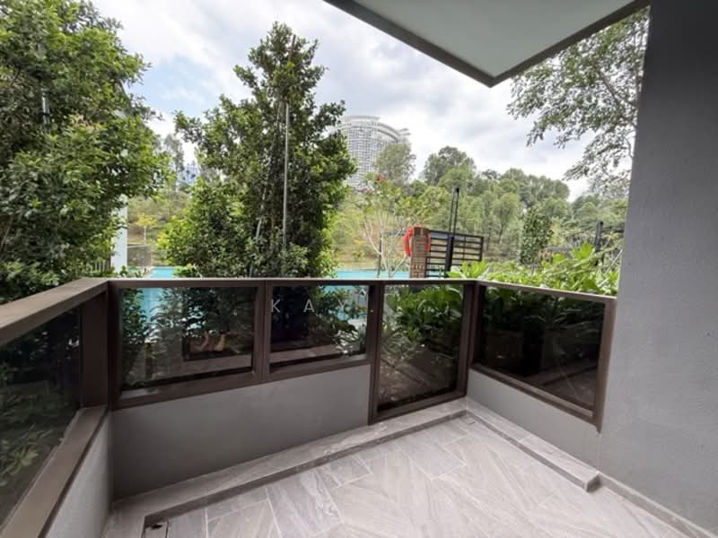 The Landmark, 173 Chin Swee Road, 4 Bedrooms, 1,141 sqft, Condominium For Rent, by Kay. ., 500090886 - Balcony - PropertyGuru.com.sg