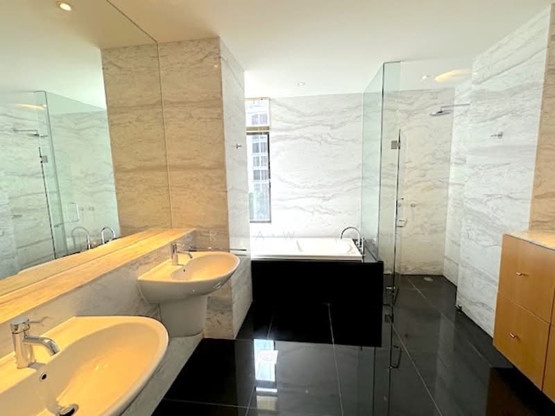 The Colonnade, 82 Grange Road, 2 Bedrooms, 2,883 sqft, Condominium For Rent, by Xavier Aw (欧伟廷), 500090891 - Bathroom - PropertyGuru.com.sg