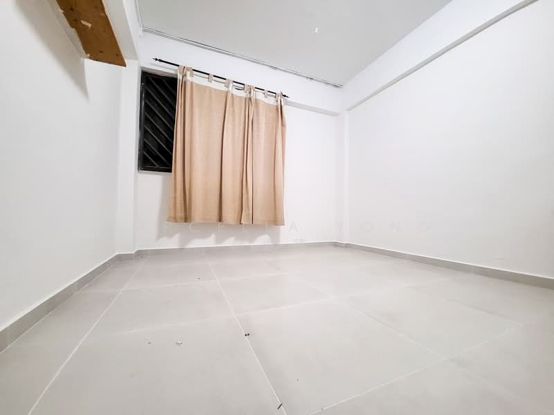 For Sale - 337 Hougang Avenue 7