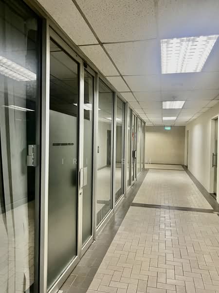 Byland Building, 135 Middle Road, 269 sqft, Office For Sale, by Iris Sim, 500090905 - Corridor - CommercialGuru.com.sg
