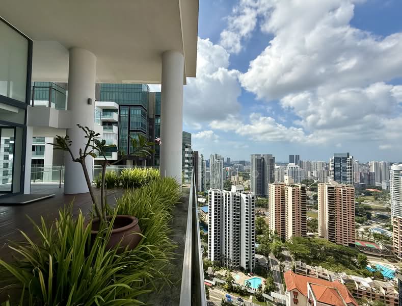 Skypark @ Somerset, 22 Saint Thomas Walk, 4 Bedrooms, 3,347 sqft, Apartment For Rent, by Elaine Goh, 500090911 - Balcony - PropertyGuru.com.sg
