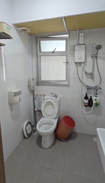 421B Northshore Drive, 421B Northshore Drive, Studio, 484 sqft, HDB Flat For Rent, by Selena Tan, 500090920 - Bathroom - PropertyGuru.com.sg