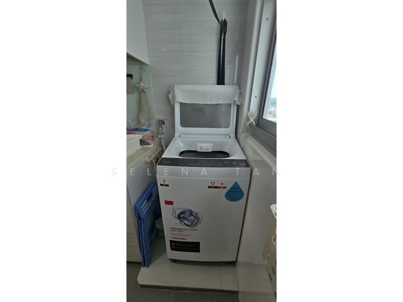 421B Northshore Drive, 421B Northshore Drive, Studio, 484 sqft, HDB Flat For Rent, by Selena Tan, 500090920 - Service yard - PropertyGuru.com.sg