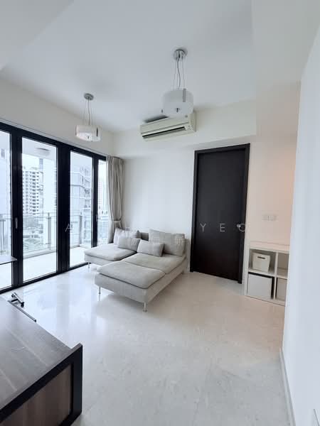 368 Thomson Condominium For Sale at S$ 1,250,000 | PropertyGuru Singapore - Living Room