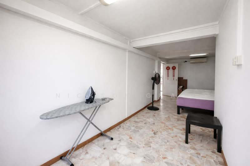 14 Kampong Arang Road HDB Flat For Sale at S$ 750,000 | PropertyGuru Singapore - Bedroom