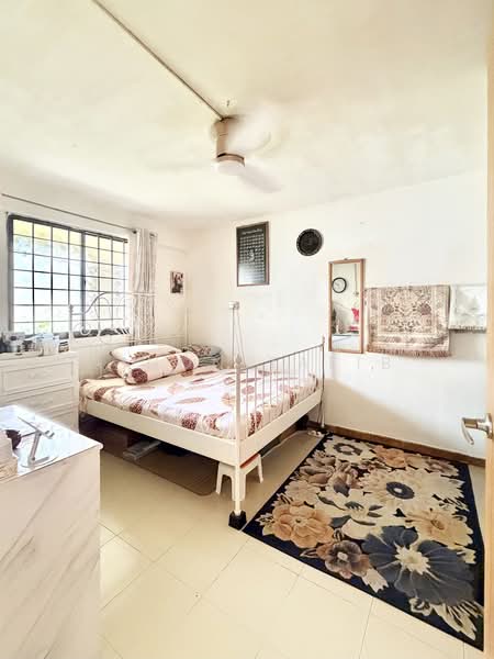 91 Lorong 3 Toa Payoh HDB Flat For Sale at S$ 370,000 | PropertyGuru Singapore