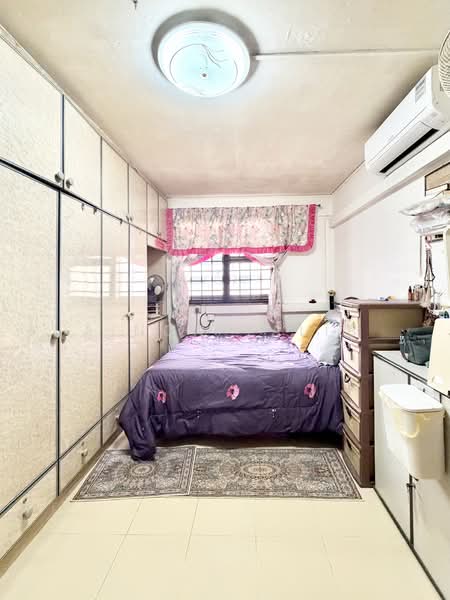 91 Lorong 3 Toa Payoh HDB Flat For Sale at S$ 370,000 | PropertyGuru Singapore