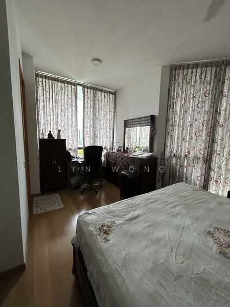 The Crest, 101 Prince Charles Crescent, 3 Bedrooms, 1,334 sqft, Condominium For Rent, by Lyn Wong, 500090934 - Bedroom - PropertyGuru.com.sg