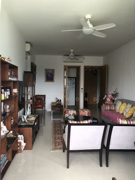 The Crest, 101 Prince Charles Crescent, 3 Bedrooms, 1,334 sqft, Condominium For Rent, by Lyn Wong, 500090934 - Living Room - PropertyGuru.com.sg