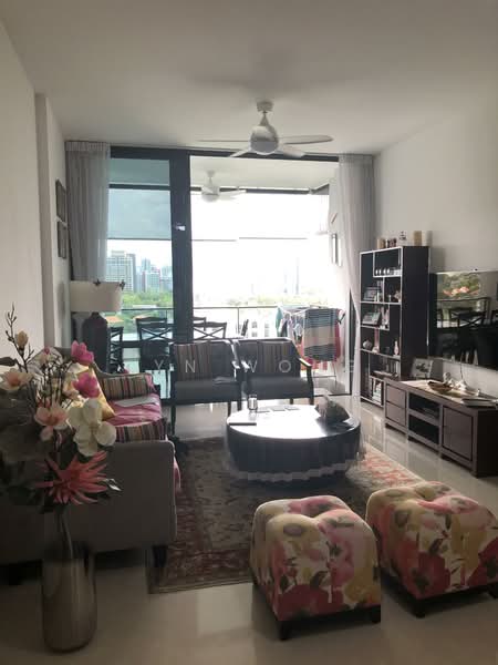 The Crest, 101 Prince Charles Crescent, 3 Bedrooms, 1,334 sqft, Condominium For Rent, by Lyn Wong, 500090934 - Living Room - PropertyGuru.com.sg