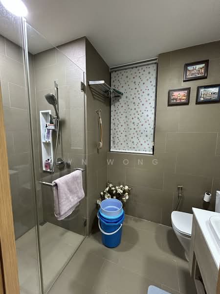 The Crest, 101 Prince Charles Crescent, 3 Bedrooms, 1,334 sqft, Condominium For Rent, by Lyn Wong, 500090934 - Bathroom - PropertyGuru.com.sg