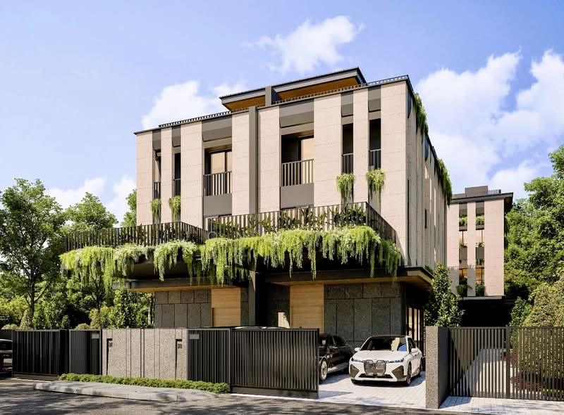 D15 East Coast Detached House For Sale at S$ 11,580,000 | PropertyGuru Singapore - Exterior