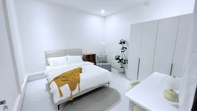 For Rent - Eng Kong Terrace