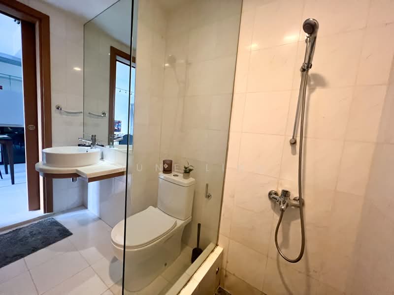 Icon Apartment For Sale at S$ 1,298,000 | PropertyGuru Singapore - Bathroom