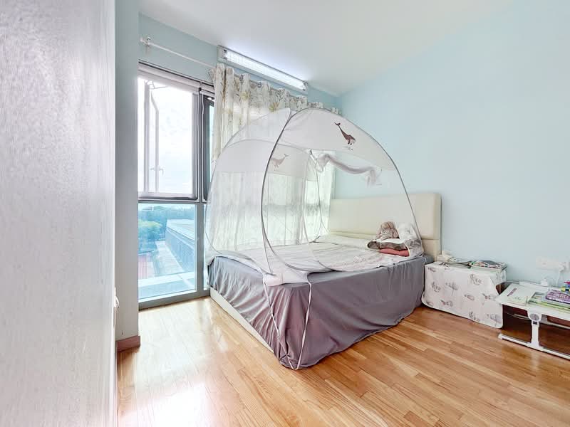 The Scala @ Lorong Chuan Condominium For Sale at S$ 1,740,000 | PropertyGuru Singapore - Master with ensuite