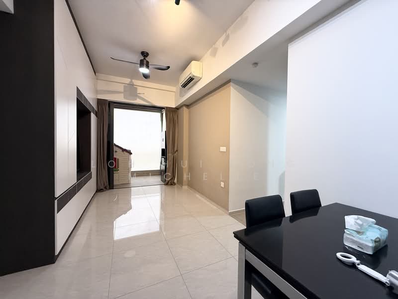 Parc Riviera Condominium For Sale at S$ 1,700,000 | PropertyGuru Singapore - Living Room