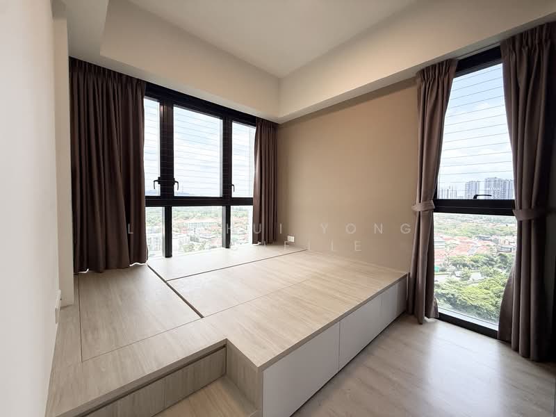 Parc Riviera Condominium For Sale at S$ 1,700,000 | PropertyGuru Singapore - Bedroom