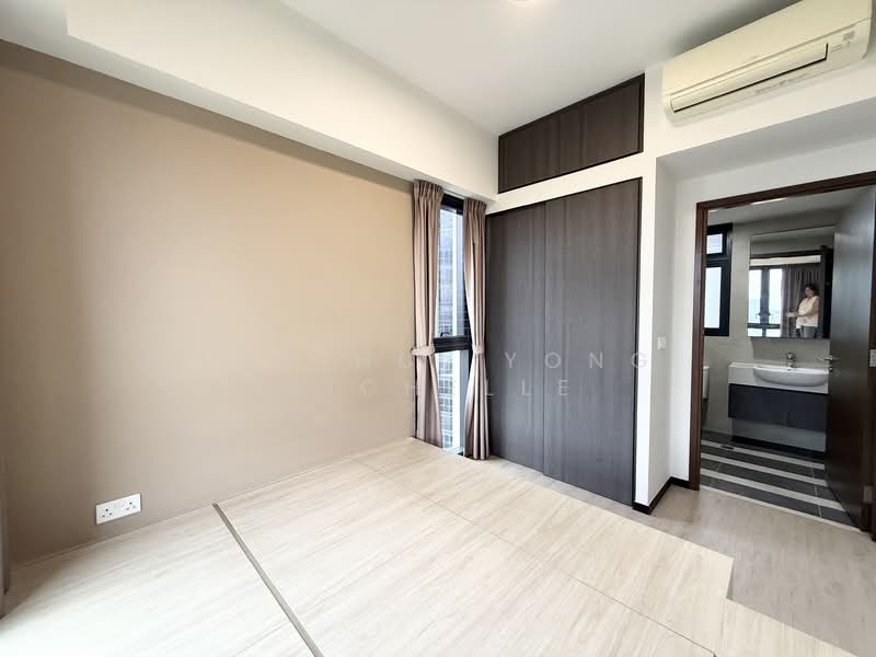 Parc Riviera Condominium For Sale at S$ 1,700,000 | PropertyGuru Singapore - Bedroom