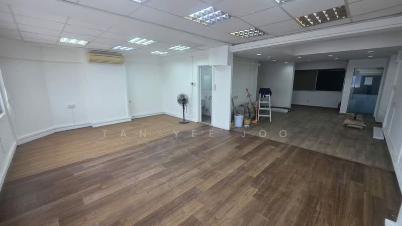 Textile Centre, 200 Jalan Sultan, 883 sqft, Office For Rent, by Tan Yee Joo, 500090996 - Interior - CommercialGuru.com.sg