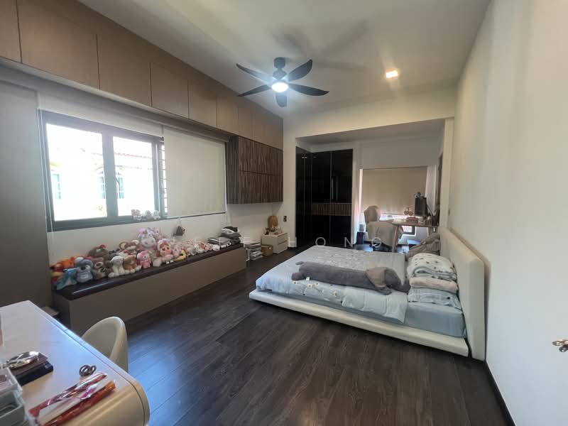 Pasir Ris Way Semi-Detached House For Sale at S$ 6,280,000 | PropertyGuru Singapore - Common Bedroom