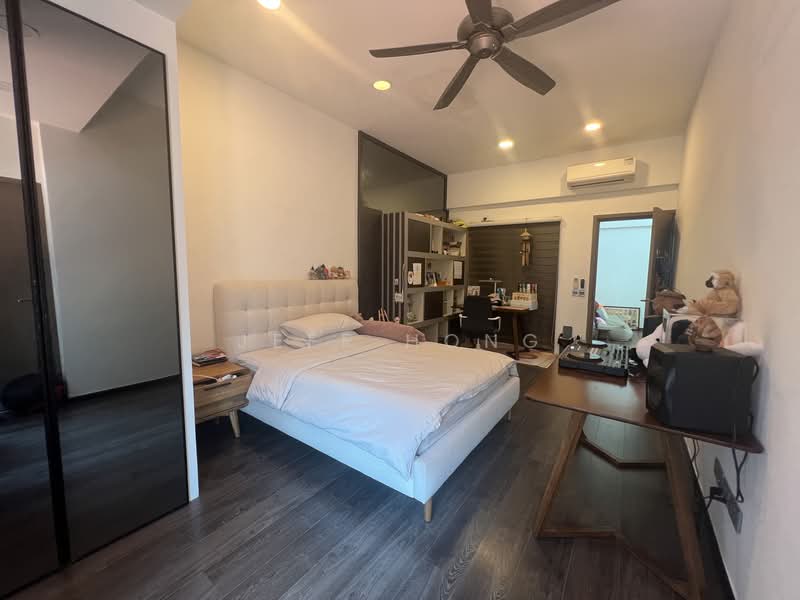 Pasir Ris Way Semi-Detached House For Sale at S$ 6,280,000 | PropertyGuru Singapore - Common Bedroom