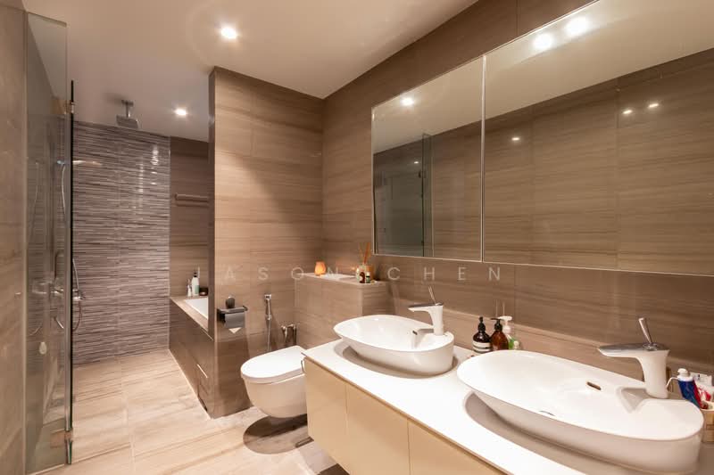 Mon Jervois Condominium For Sale at S$ 4,500,000 | PropertyGuru Singapore - Bathroom