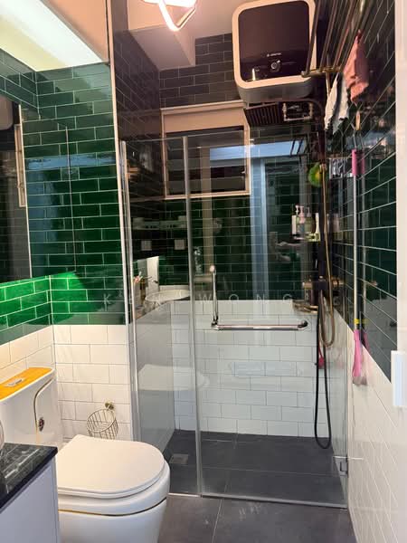 302C Punggol Place HDB Flat For Sale at S$ 888,000 | PropertyGuru Singapore - Bathroom