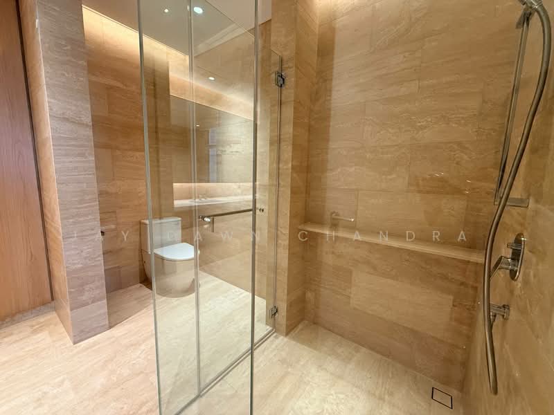 The Colonnade, 82 Grange Road, 3 Bedrooms, 3,994 sqft, Condominium For Rent, by Jay Dawn Chandra, 500091015 - Bathroom - PropertyGuru.com.sg