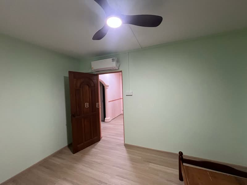 Common Bedroom with New Aircon