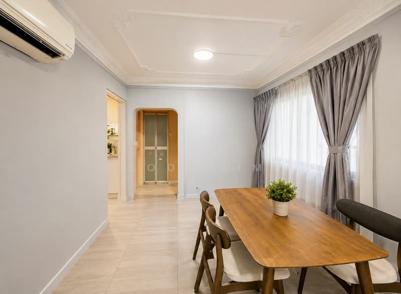 330 Jurong East Avenue 1, 330 Jurong East Avenue 1, 3 Bedrooms, 1,119 sqft, HDB Flat For Sale, by Cody Sim, 500091030 - Dining Room - PropertyGuru.com.sg