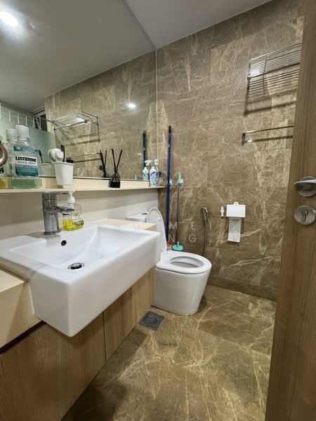 Caspian Condominium For Sale at S$ 1,820,000 | PropertyGuru Singapore - Bathroom