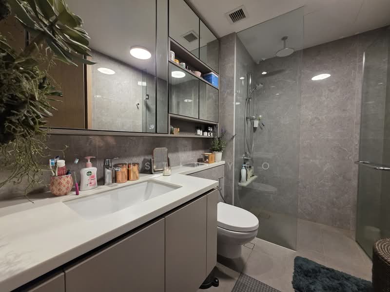 The Tapestry Condominium For Sale at S$ 799,888 | PropertyGuru Singapore - Bathroom