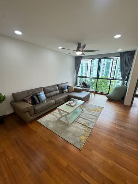 Hilltop Grove Condominium For Sale at S$ 1,180,000 | PropertyGuru Singapore - Living Room