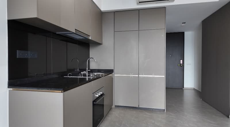 Park Colonial Condominium For Sale at S$ 1,680,000 | PropertyGuru Singapore - Kitchen