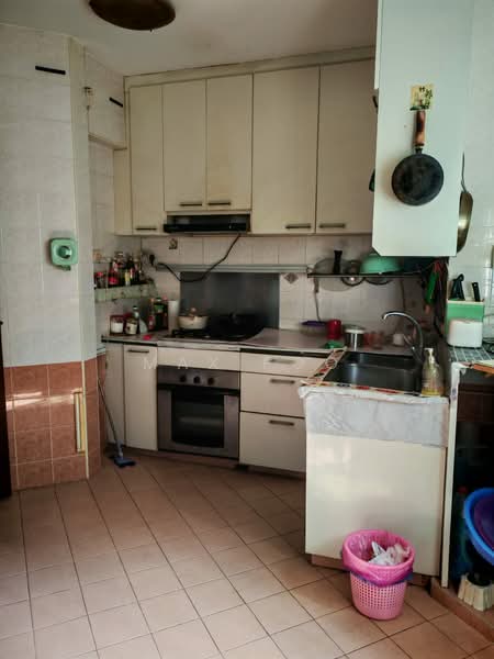 130 Edgedale Plains, 130 Edgedale Plains, Room Rental, 120 sqft, HDB Flat For Rent, by Max Foo, 500091052 - Kitchen - PropertyGuru.com.sg